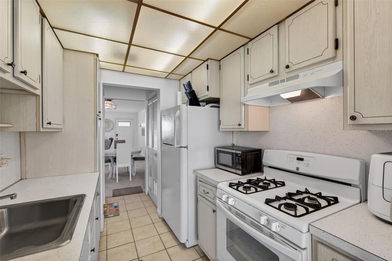 Image 7 of 30 For 2960 59th Street S 406