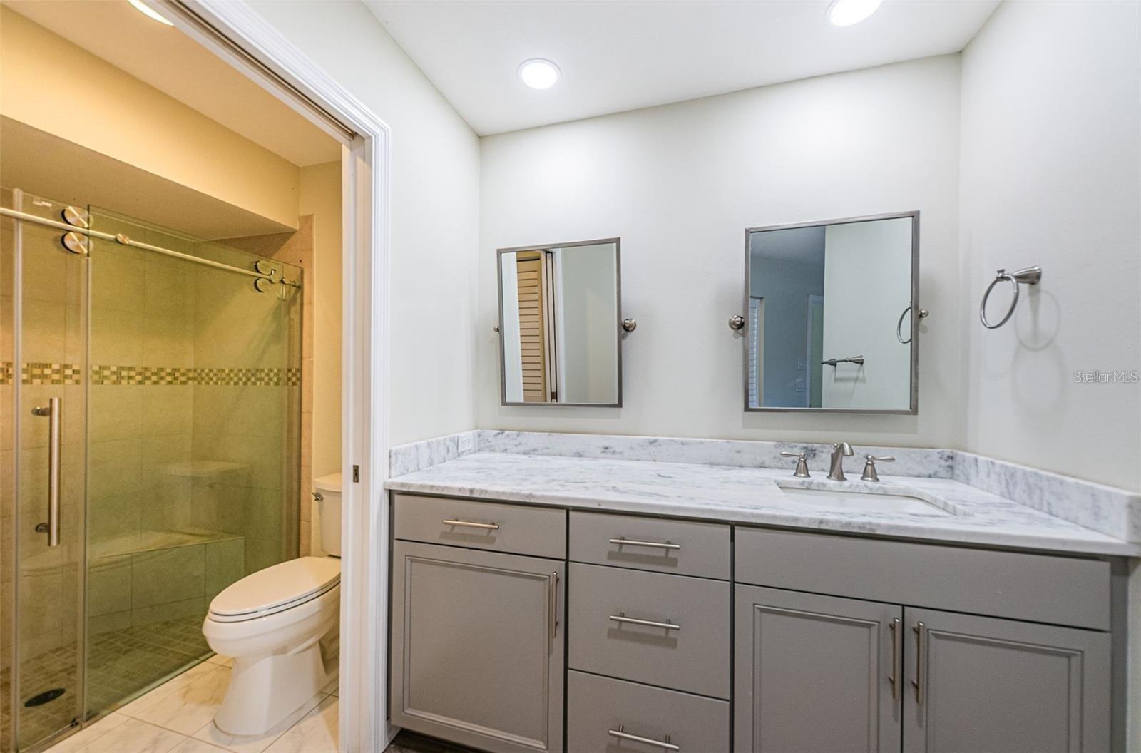 Listing photo id 23 for 3870 Pheasant Court