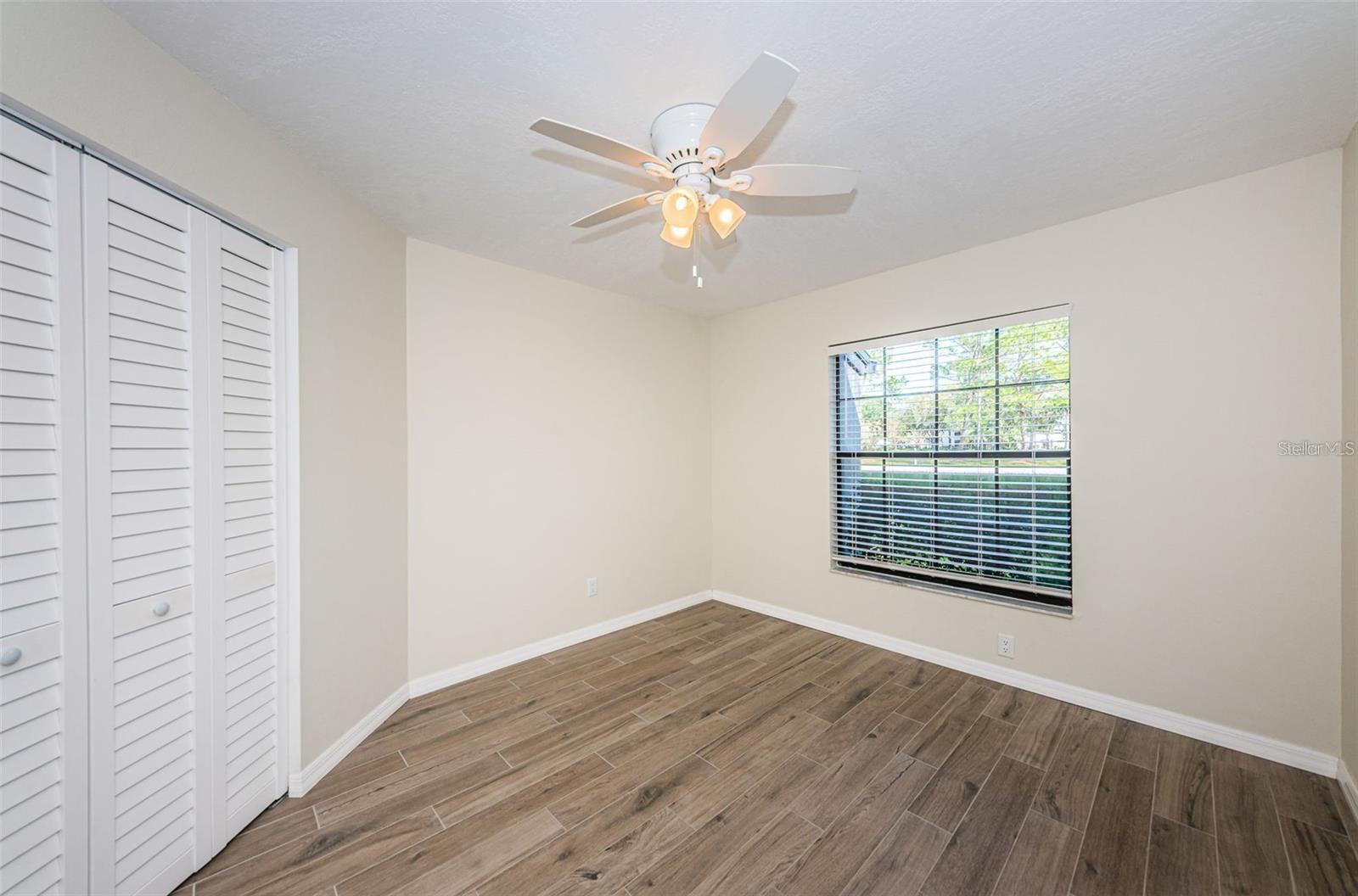 Listing photo id 24 for 3870 Pheasant Court