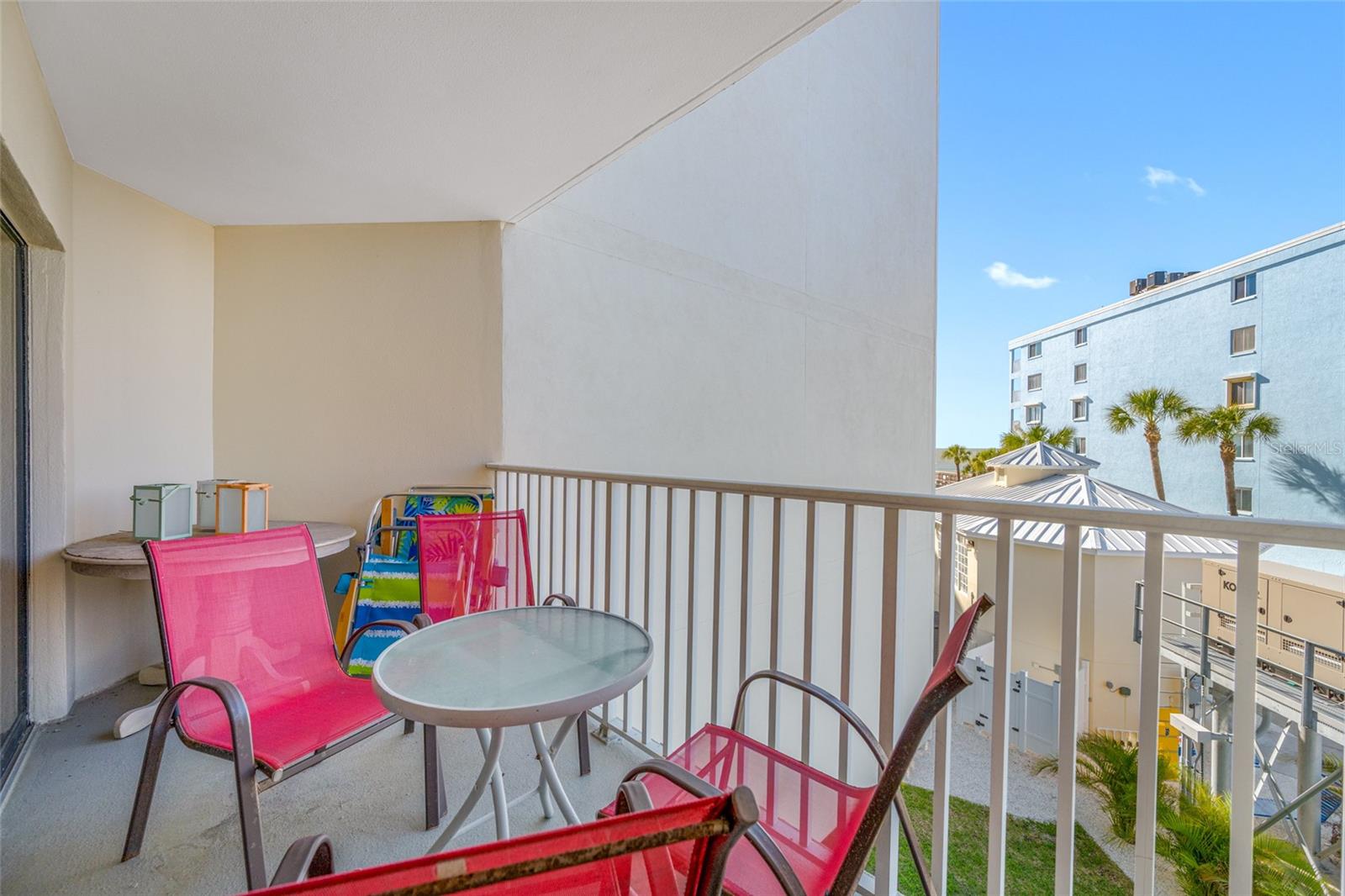 Image 16 of 41 For 18450 Gulf Boulevard 213