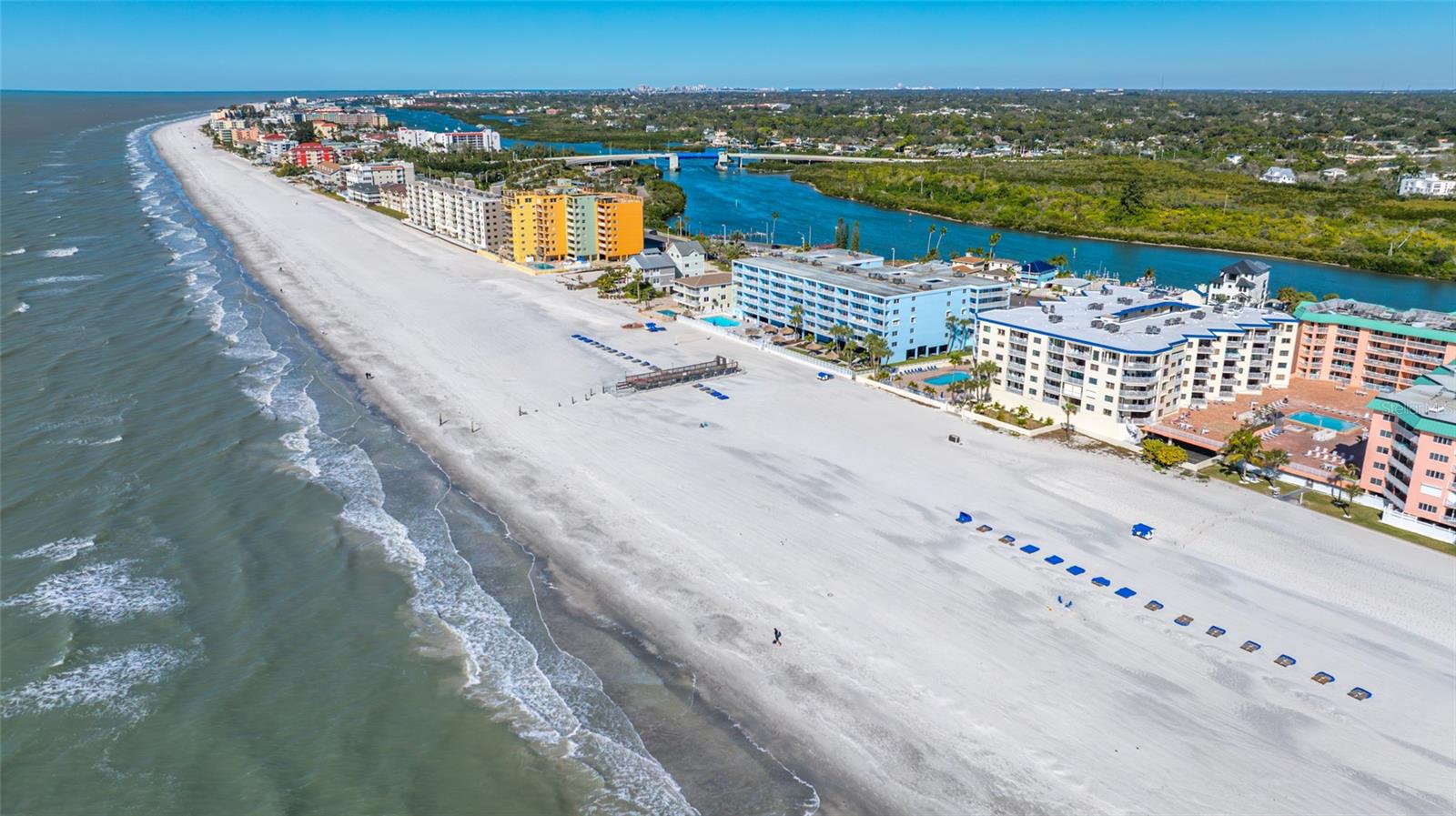 Image 2 of 41 For 18450 Gulf Boulevard 213