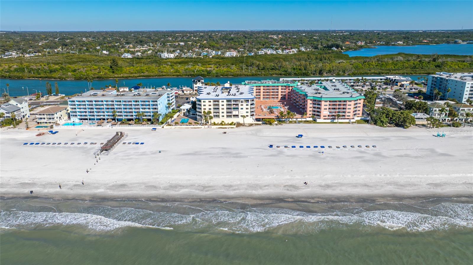 Image 36 of 41 For 18450 Gulf Boulevard 213