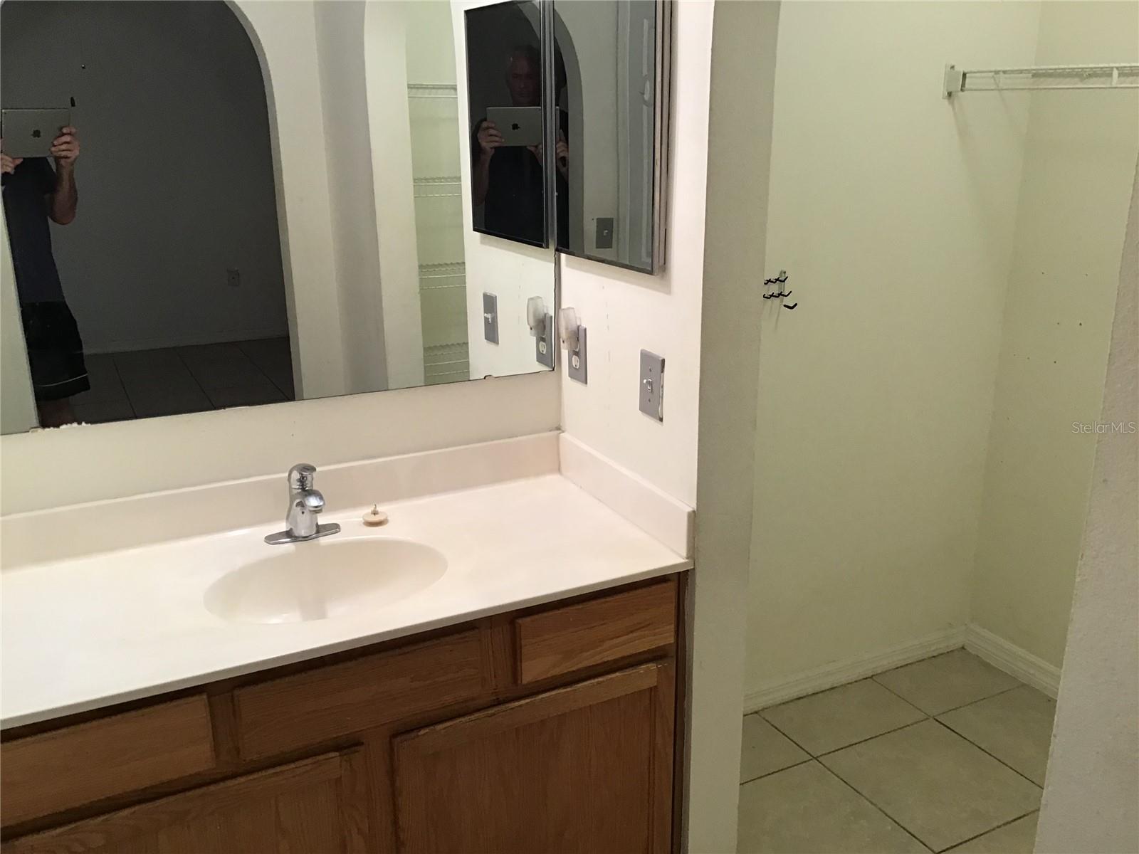 Image 10 of 18 For 10523 Opus Drive