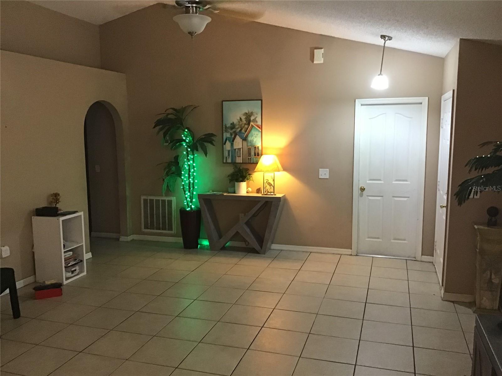 Image 15 of 18 For 10523 Opus Drive