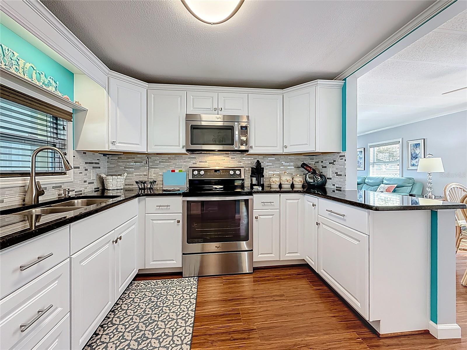 Image 4 of 19 For 7880 54th Avenue N 54