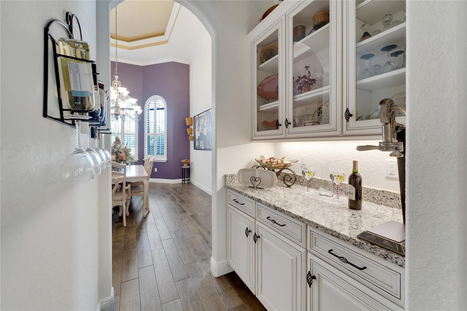 Image 17 of 87 For 304 Hawk Talon Drive