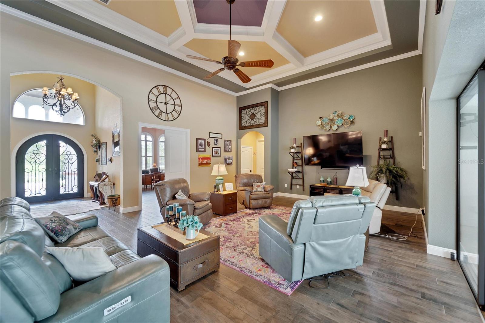 Image 21 of 87 For 304 Hawk Talon Drive