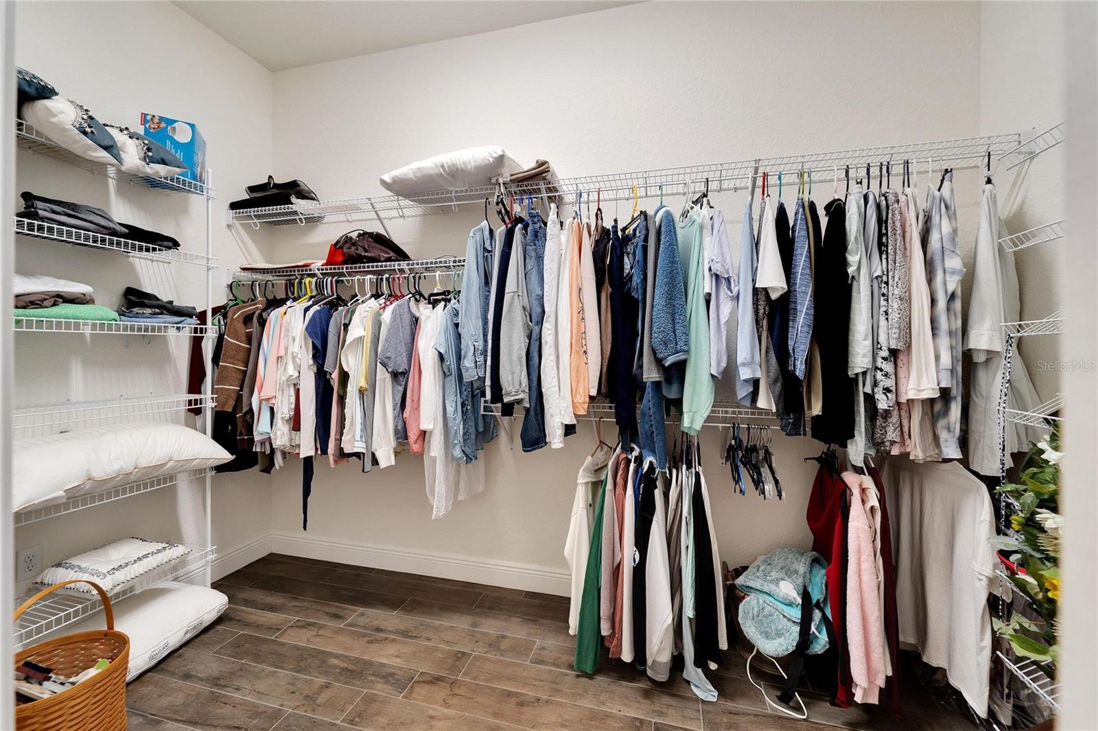 Image 39 of 87 For 304 Hawk Talon Drive