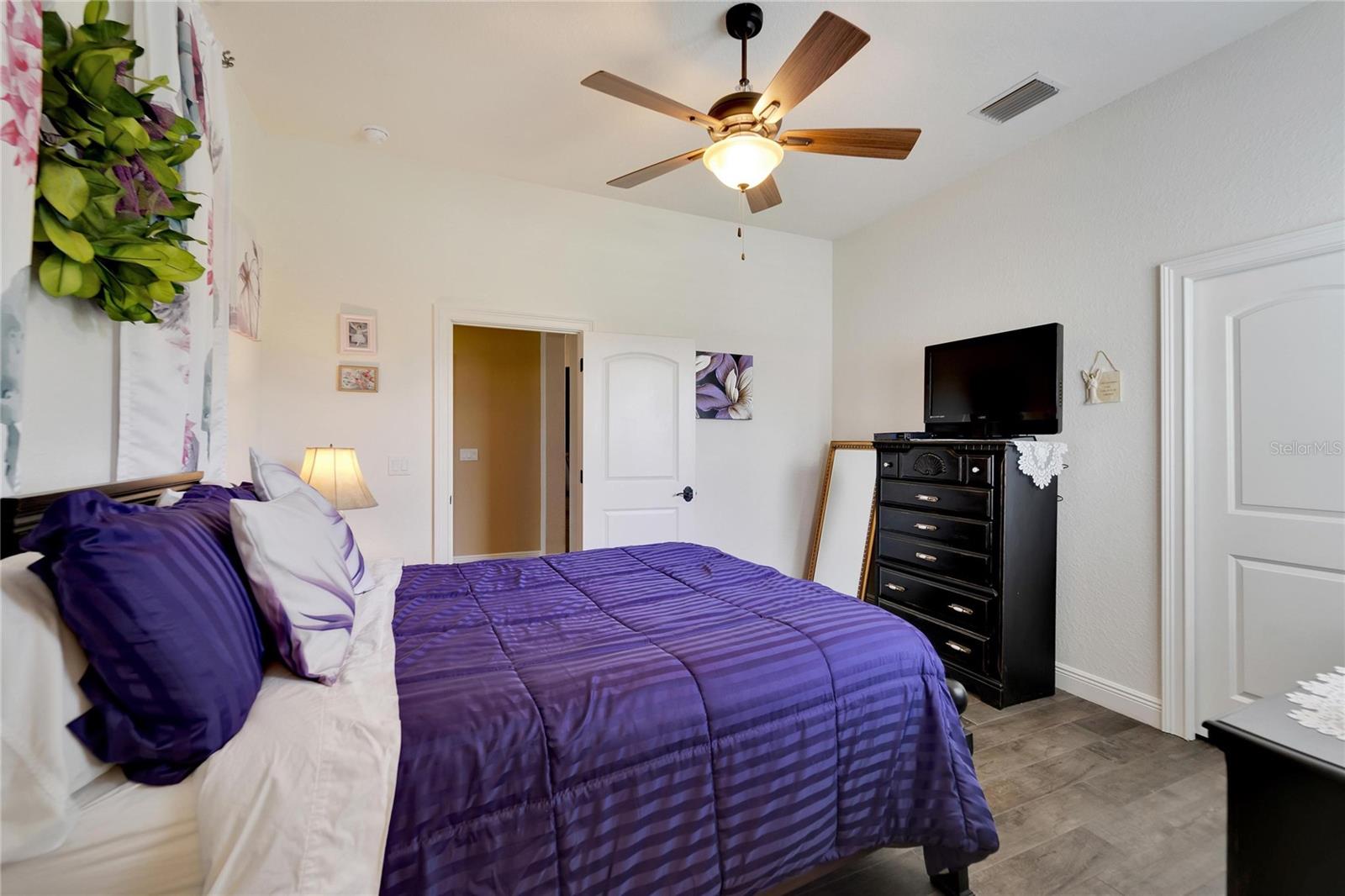 Image 45 of 87 For 304 Hawk Talon Drive