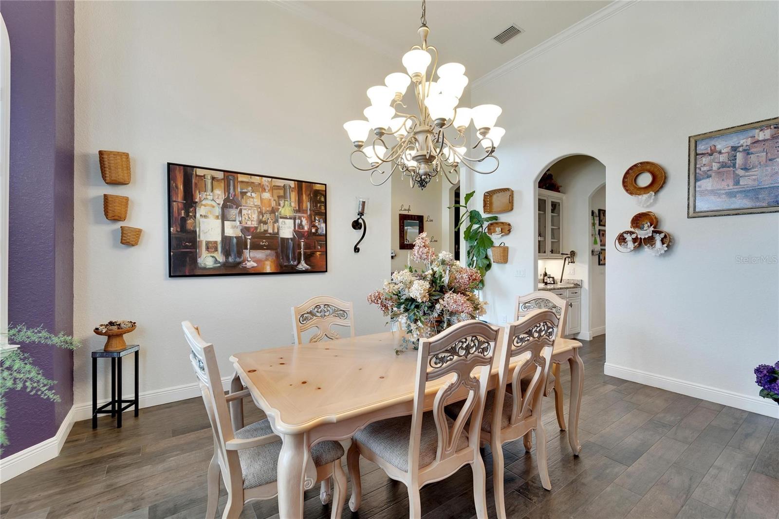 Image 9 of 87 For 304 Hawk Talon Drive