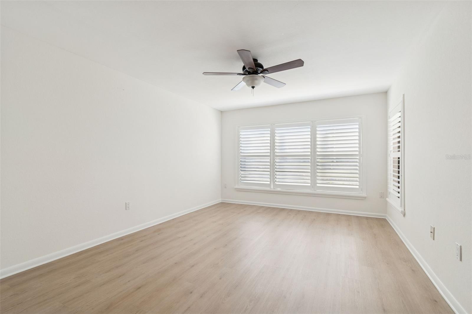 Image 23 of 51 For 2473 Kingfisher Lane I103