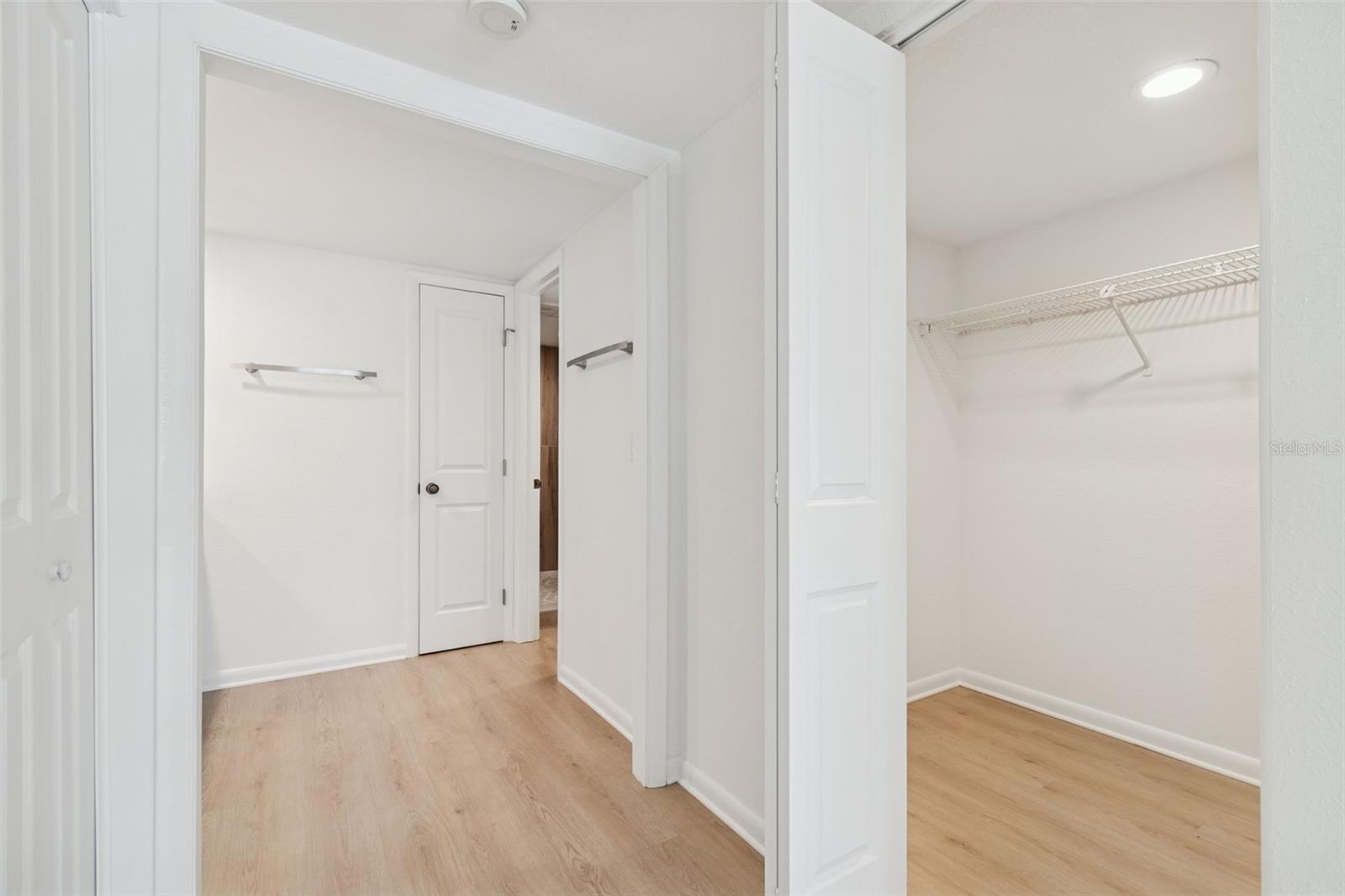 Image 25 of 51 For 2473 Kingfisher Lane I103