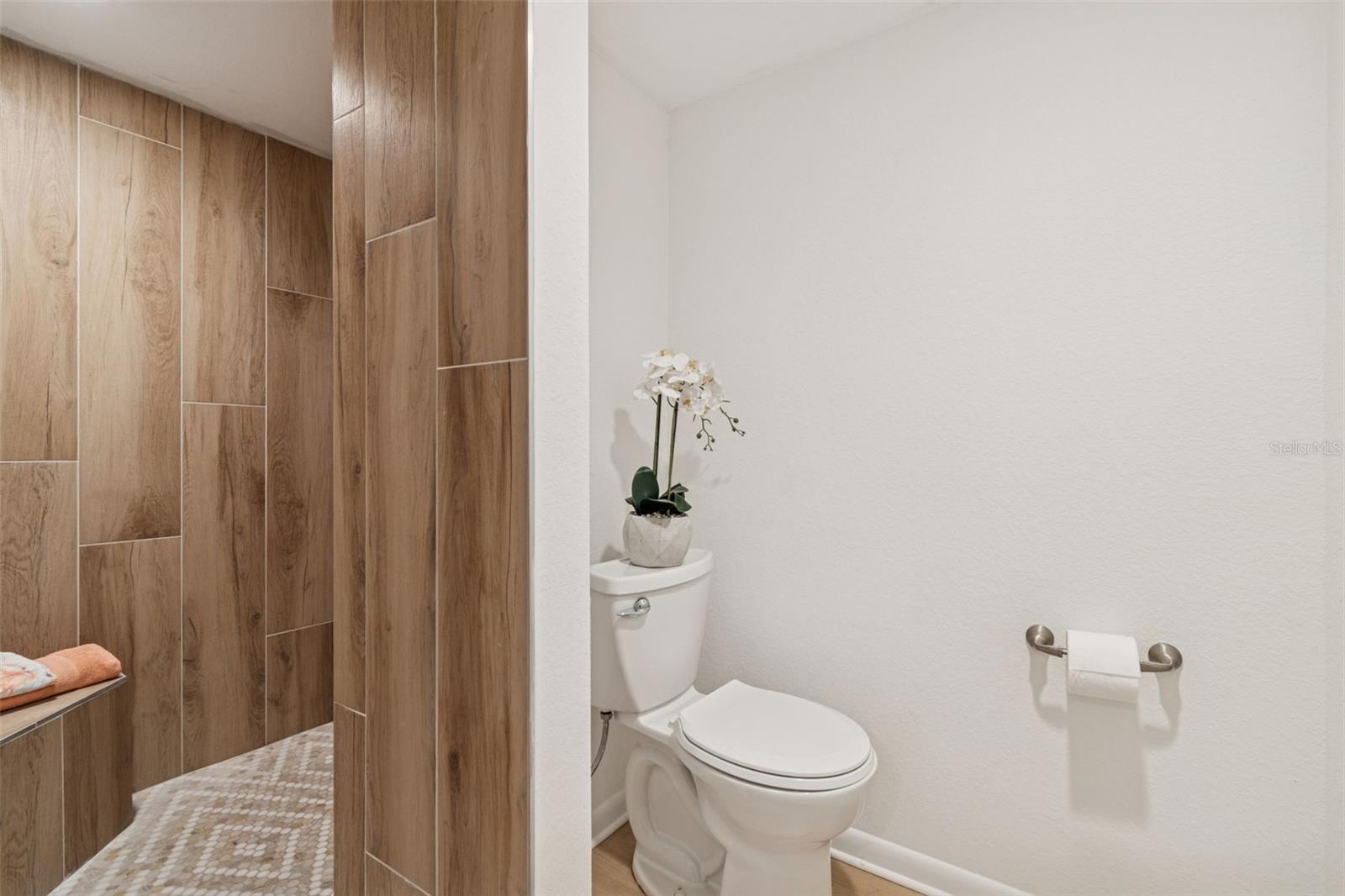 Image 30 of 51 For 2473 Kingfisher Lane I103