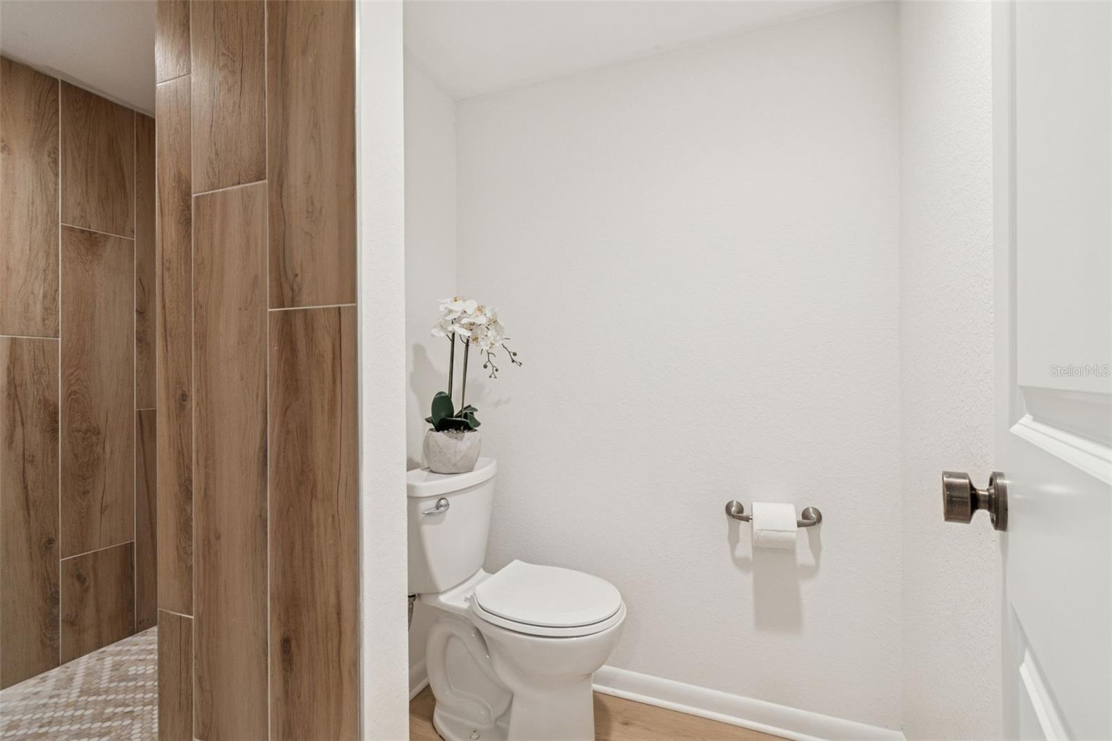 Image 31 of 51 For 2473 Kingfisher Lane I103