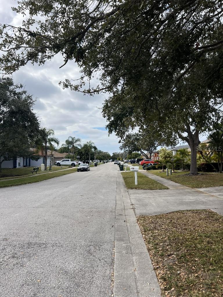 Image 4 of 20 For 6899 Nicole Lane