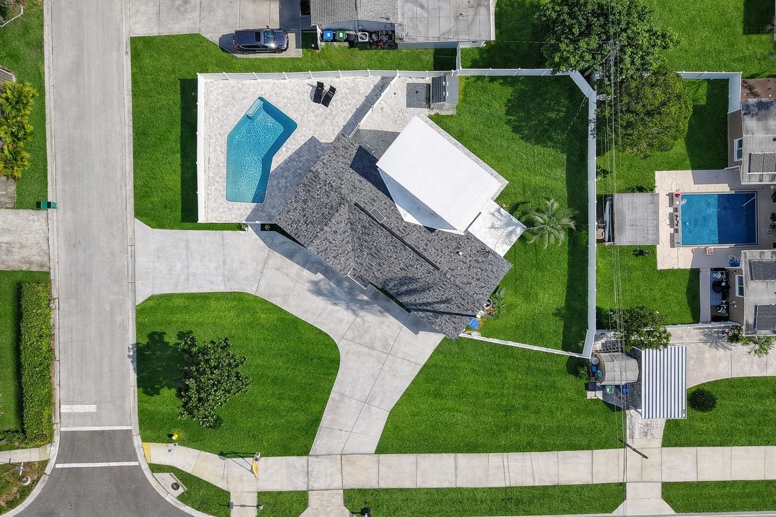 Image 4 of 42 For 651 20th Street Nw