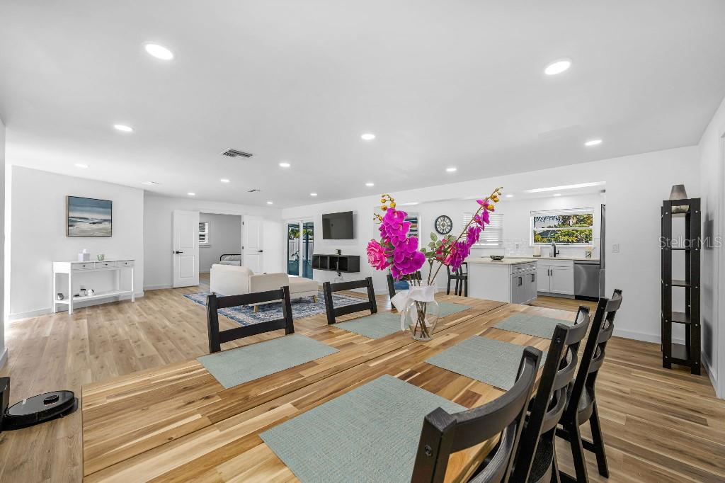 Image 10 of 35 For 60 Kipling Plaza