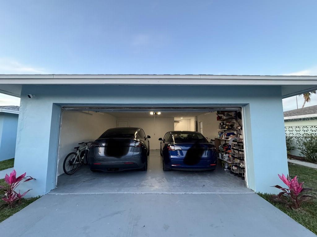 Image 34 of 35 For 60 Kipling Plaza