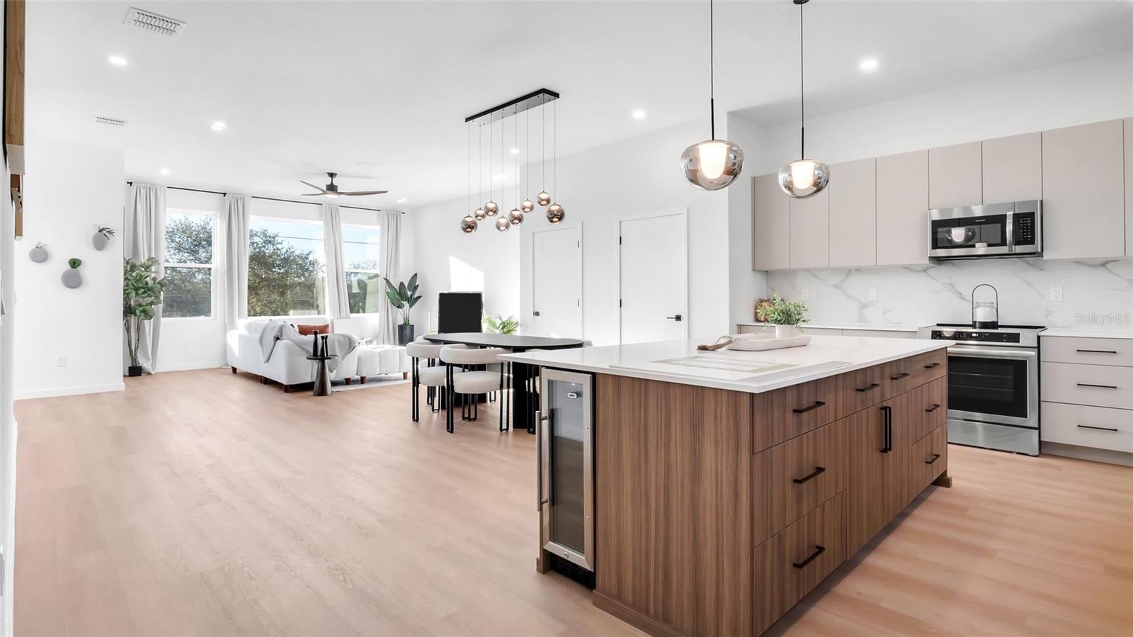 Image 11 of 43 For 2108 4th Street S