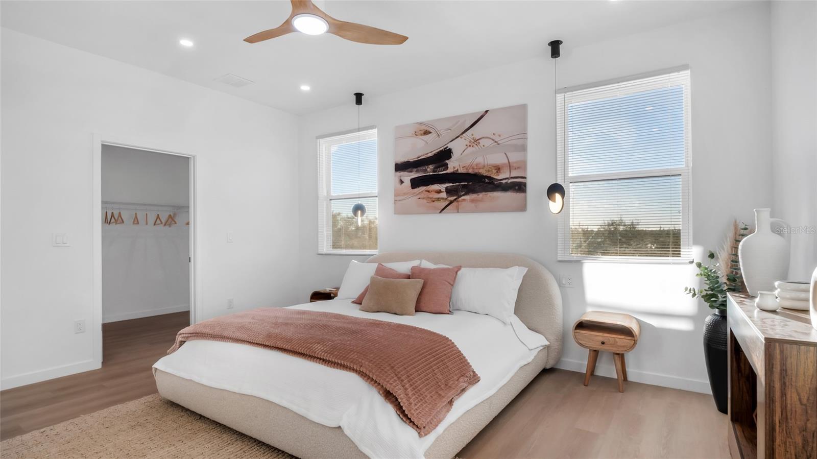 Image 24 of 43 For 2108 4th Street S