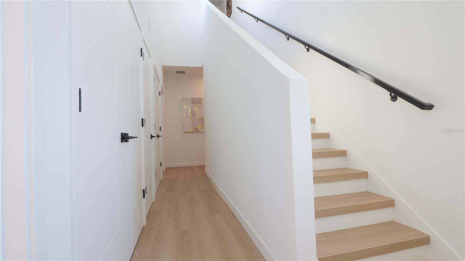 Image 31 of 43 For 2108 4th Street S