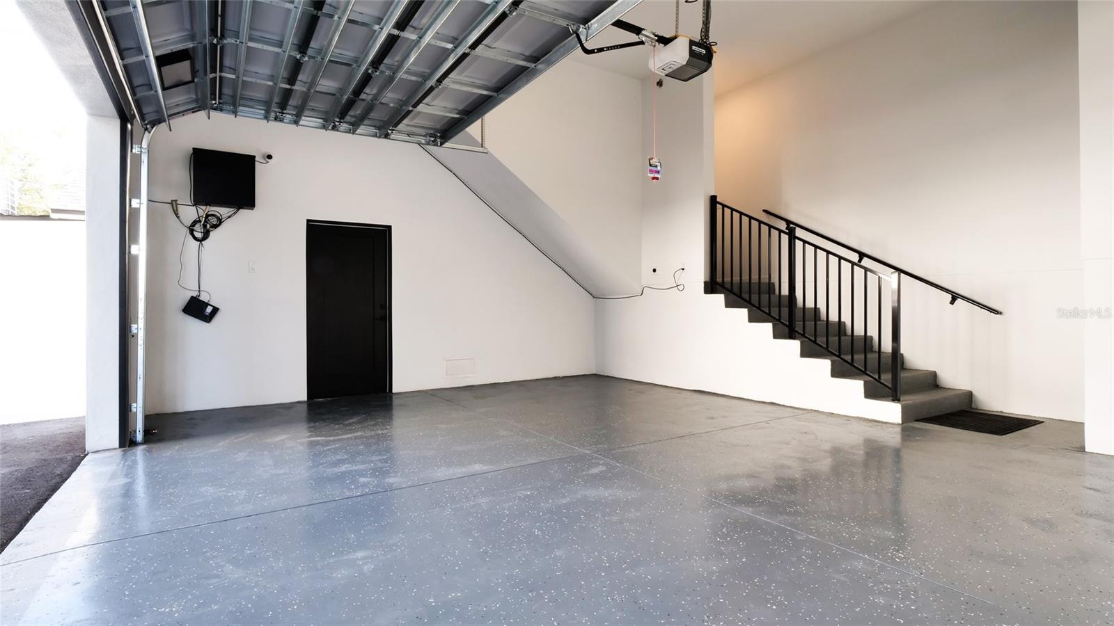 Image 39 of 43 For 2108 4th Street S