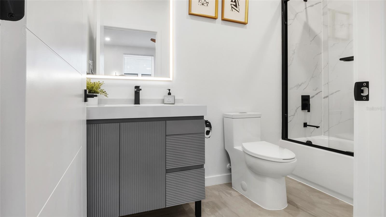 Image 9 of 43 For 2108 4th Street S