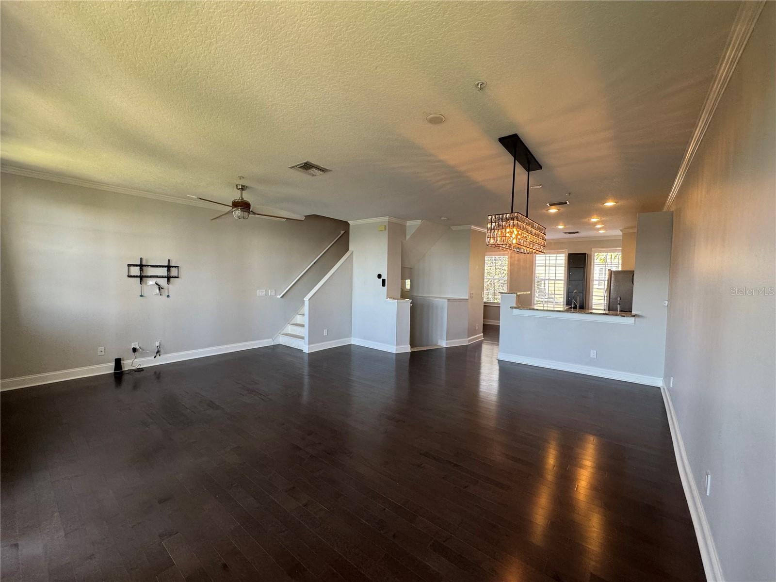 Image 10 of 75 For 1420 Harbour Walk Road