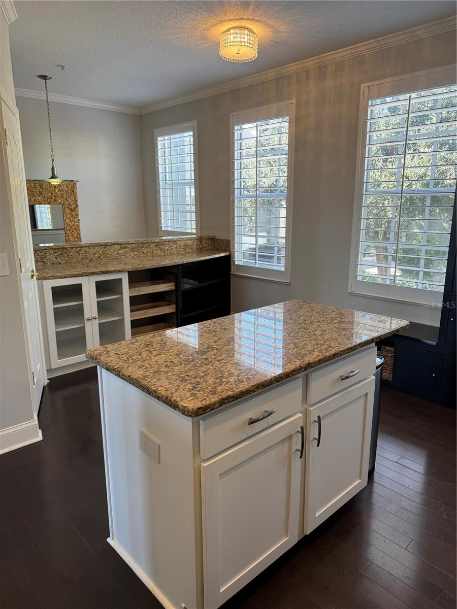 Image 13 of 75 For 1420 Harbour Walk Road