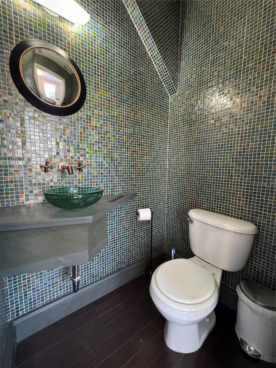 Image 17 of 75 For 1420 Harbour Walk Road