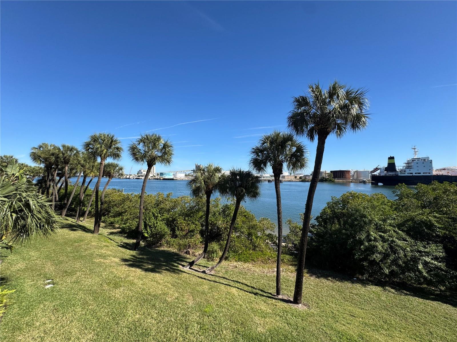 Image 2 of 75 For 1420 Harbour Walk Road