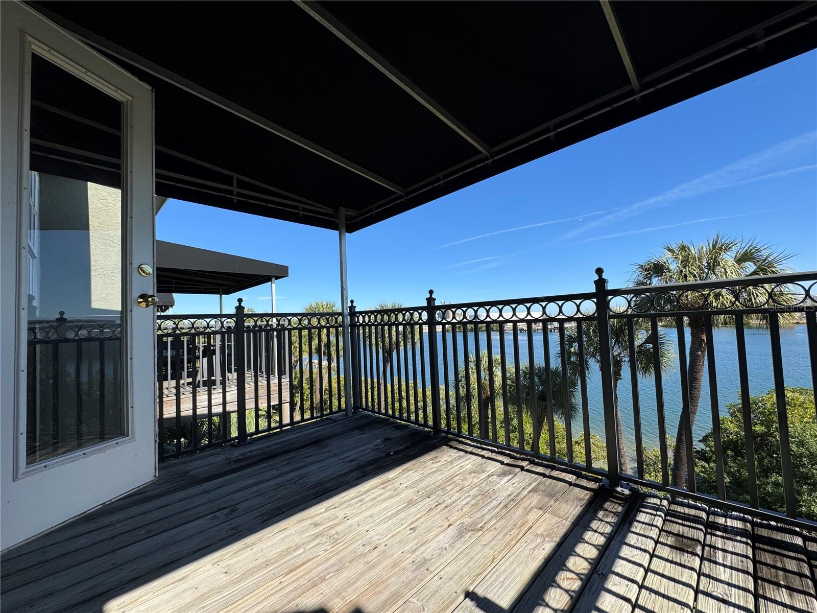 Image 24 of 75 For 1420 Harbour Walk Road