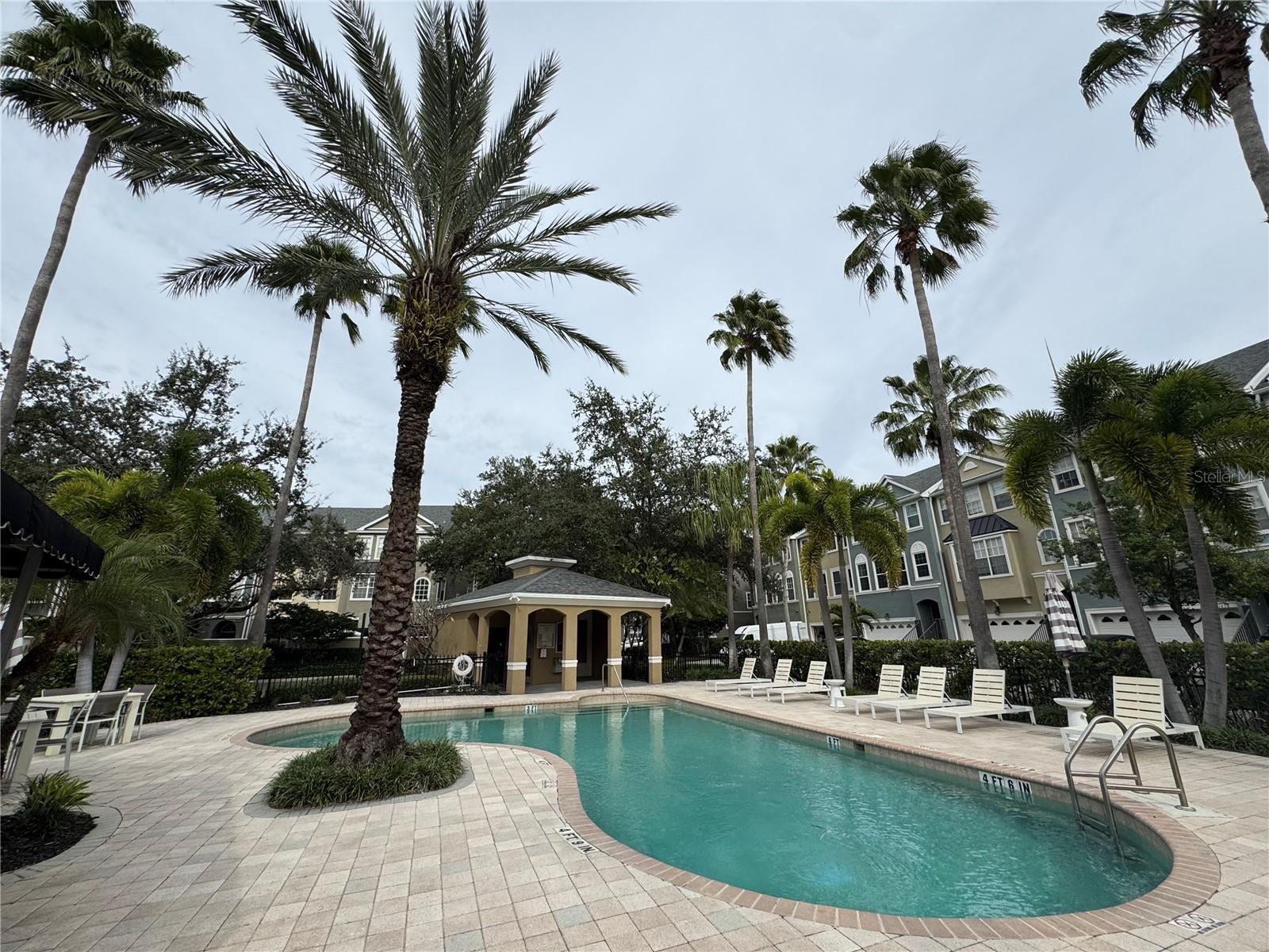 Image 3 of 75 For 1420 Harbour Walk Road