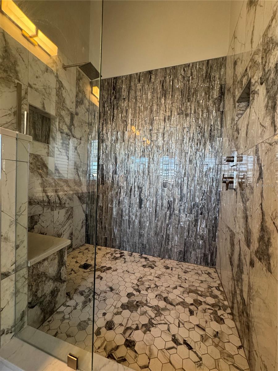 Image 37 of 75 For 1420 Harbour Walk Road