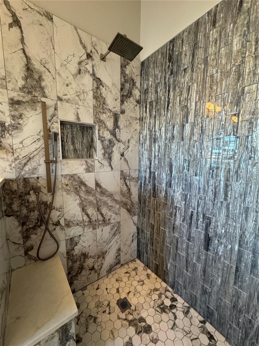 Image 39 of 75 For 1420 Harbour Walk Road