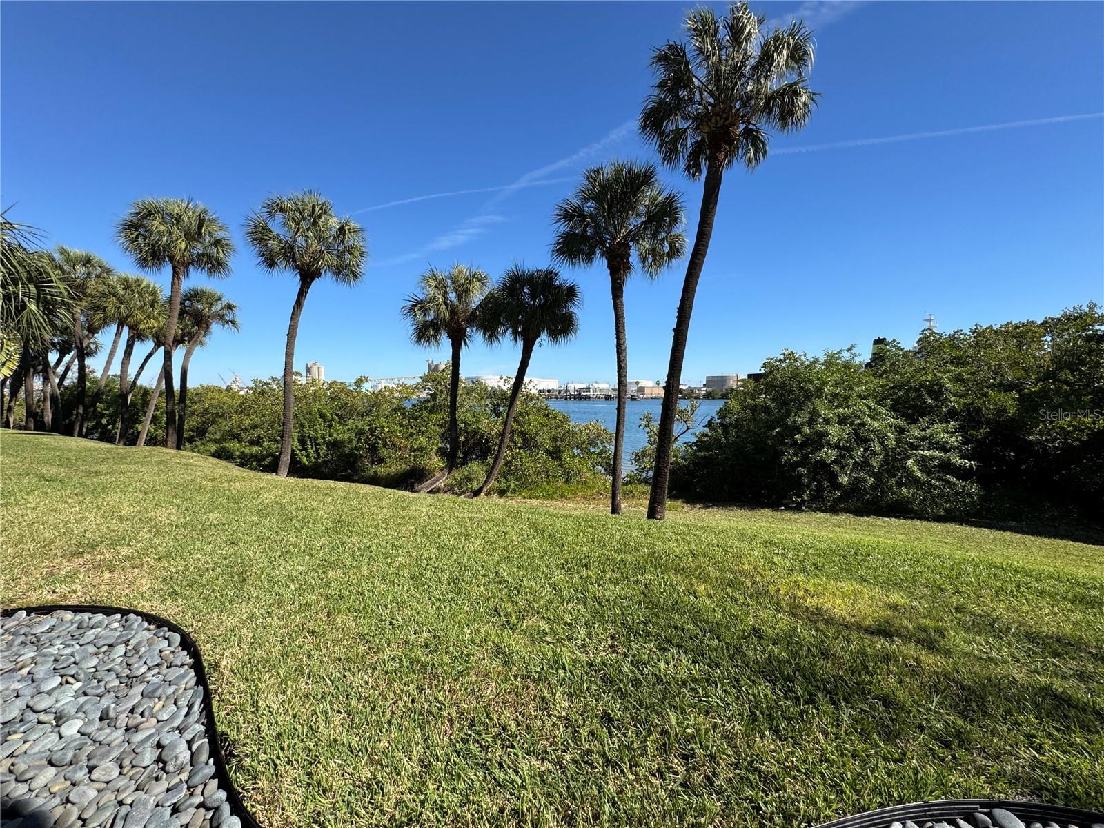 Image 62 of 75 For 1420 Harbour Walk Road