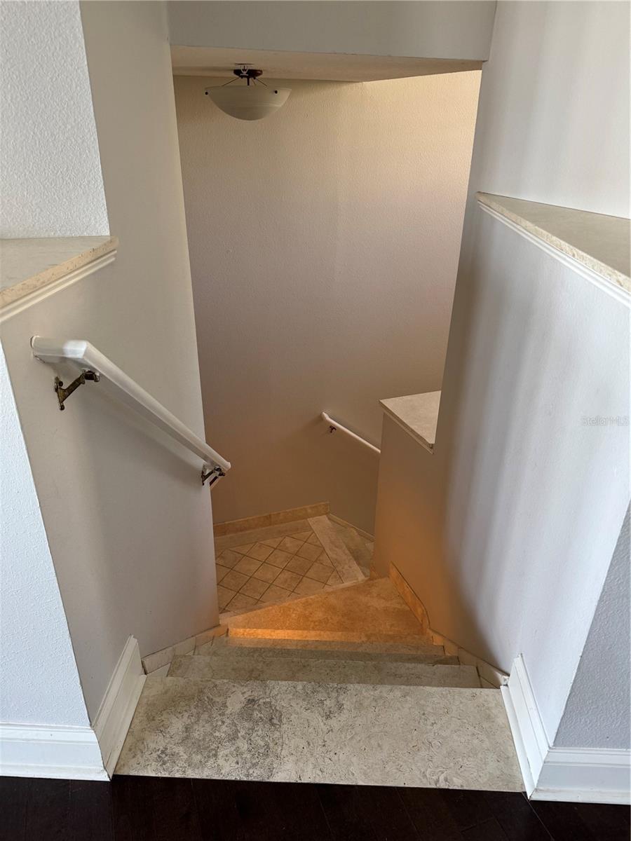 Image 7 of 75 For 1420 Harbour Walk Road