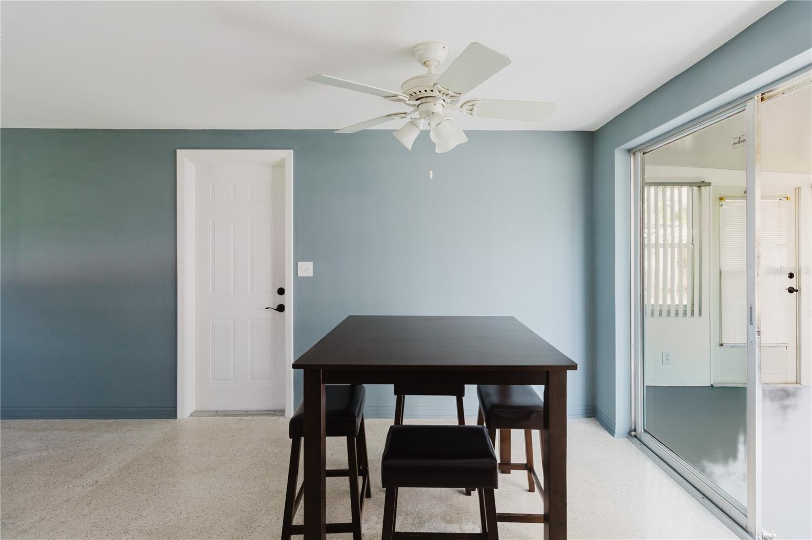 Image 11 of 35 For 1548 Landau Street