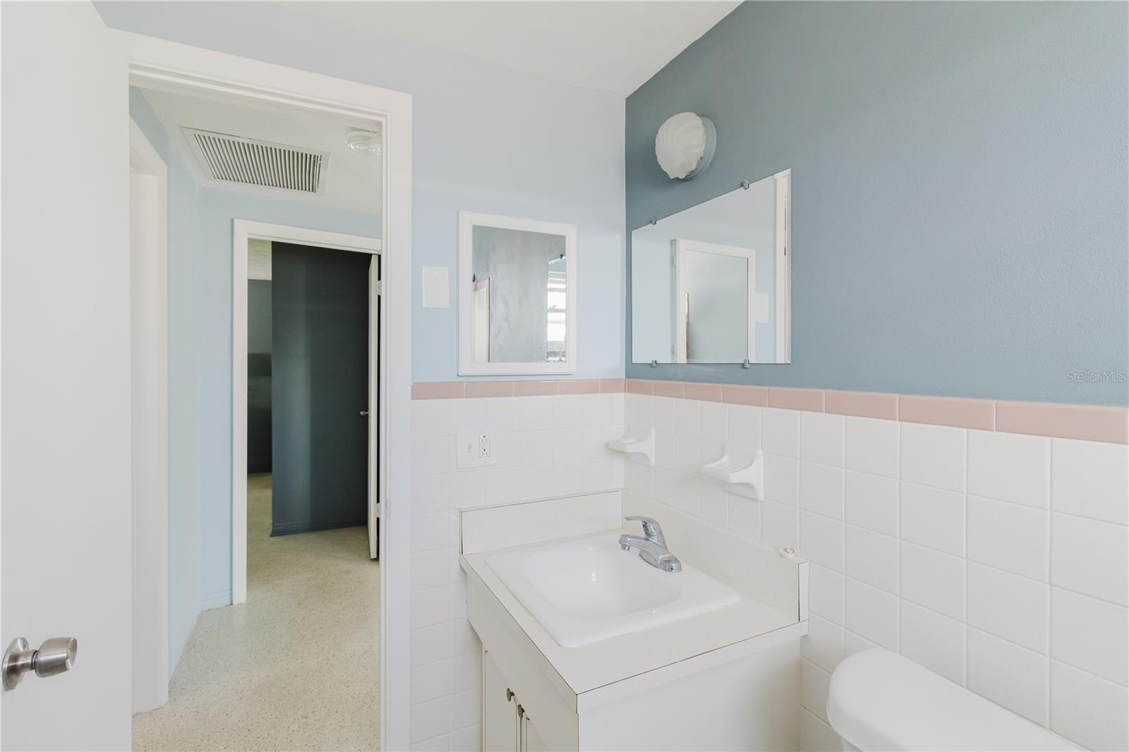 Image 19 of 35 For 1548 Landau Street