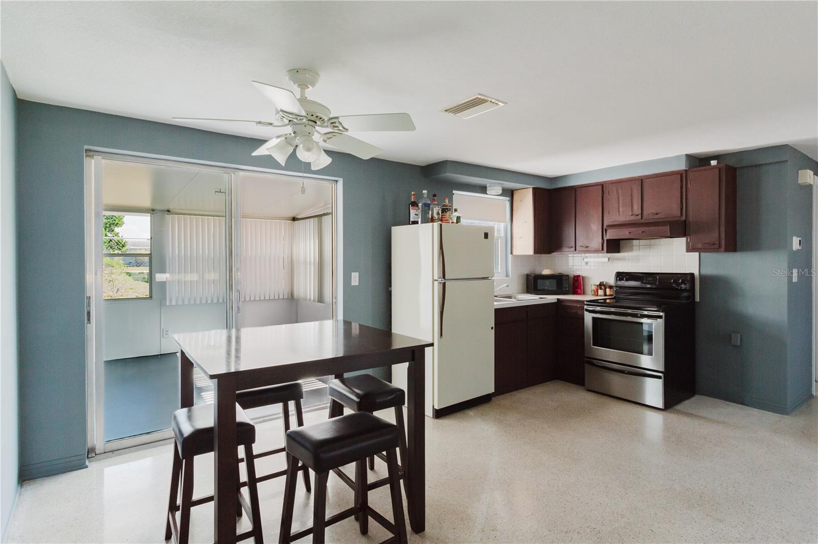 Image 7 of 35 For 1548 Landau Street