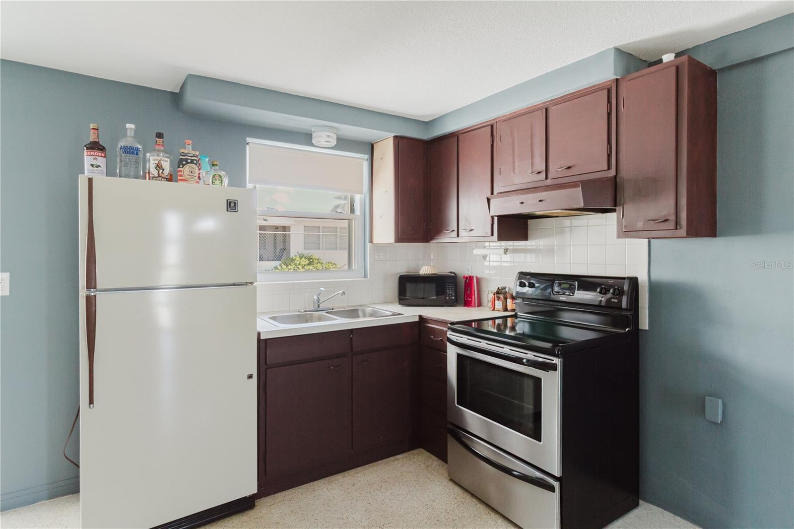 Image 9 of 35 For 1548 Landau Street