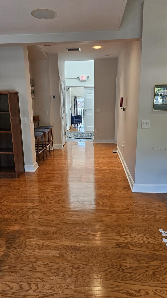 Image 10 of 30 For 3001 Azeele Street