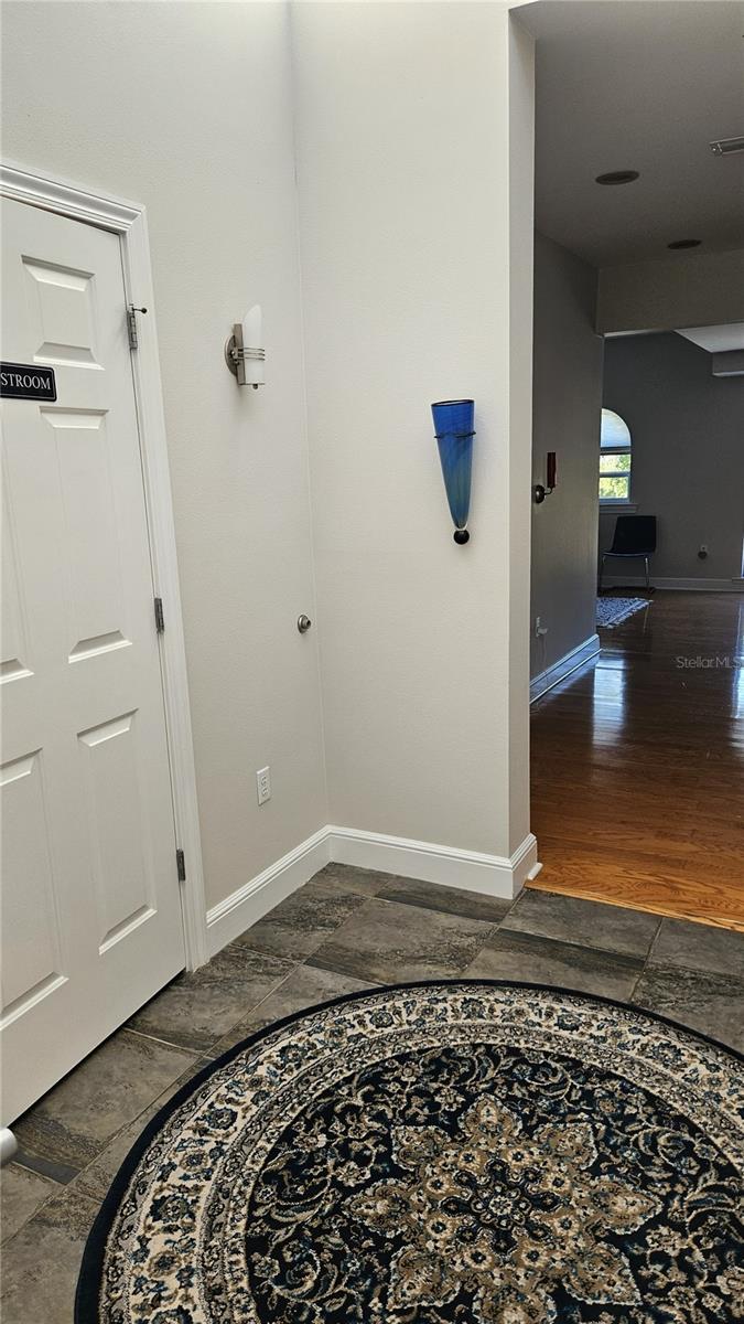 Image 13 of 30 For 3001 Azeele Street