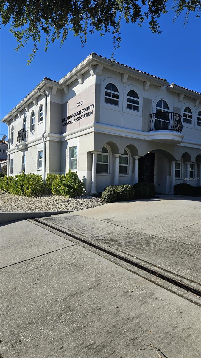 Image 28 of 30 For 3001 Azeele Street