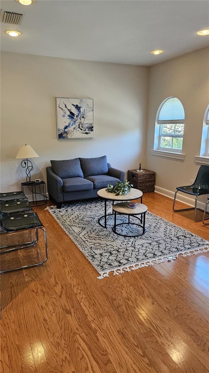 Image 4 of 30 For 3001 Azeele Street