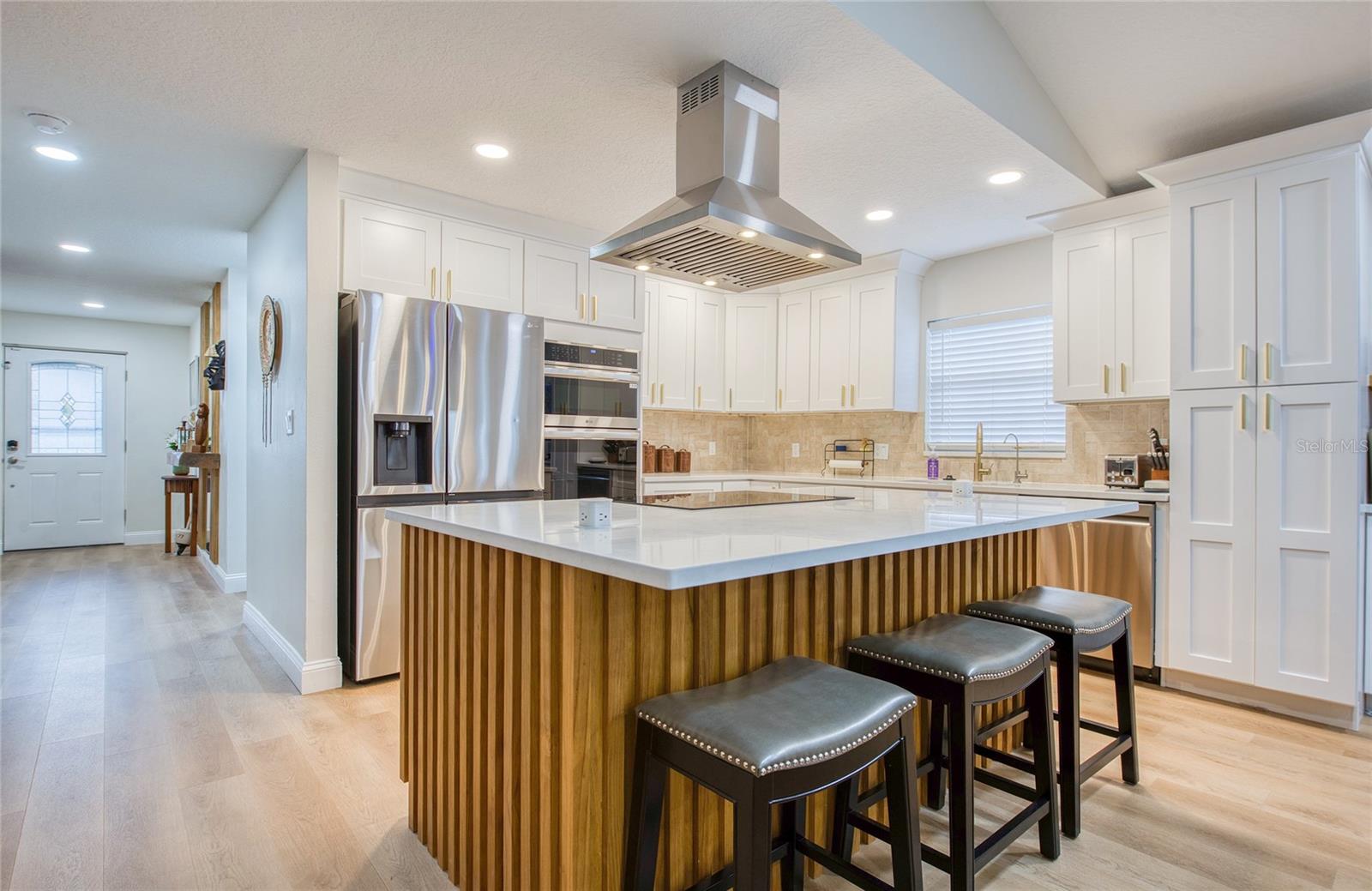 Image 24 of 52 For 625 Folsom Street S