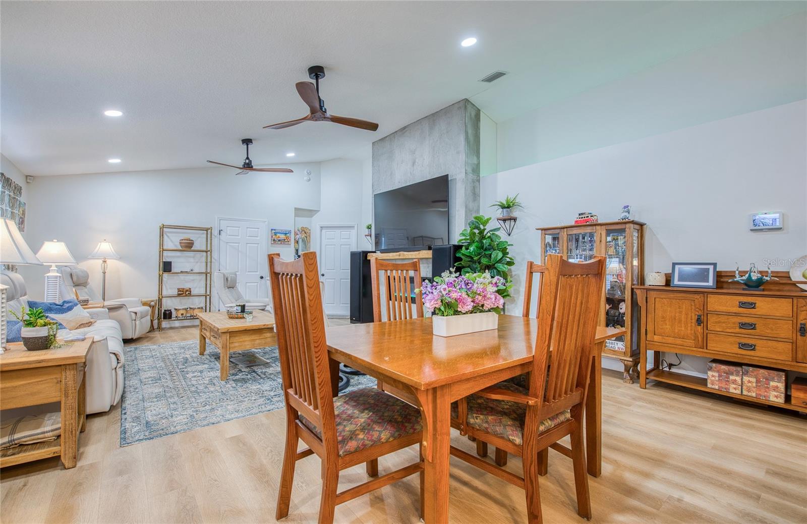 Image 28 of 52 For 625 Folsom Street S