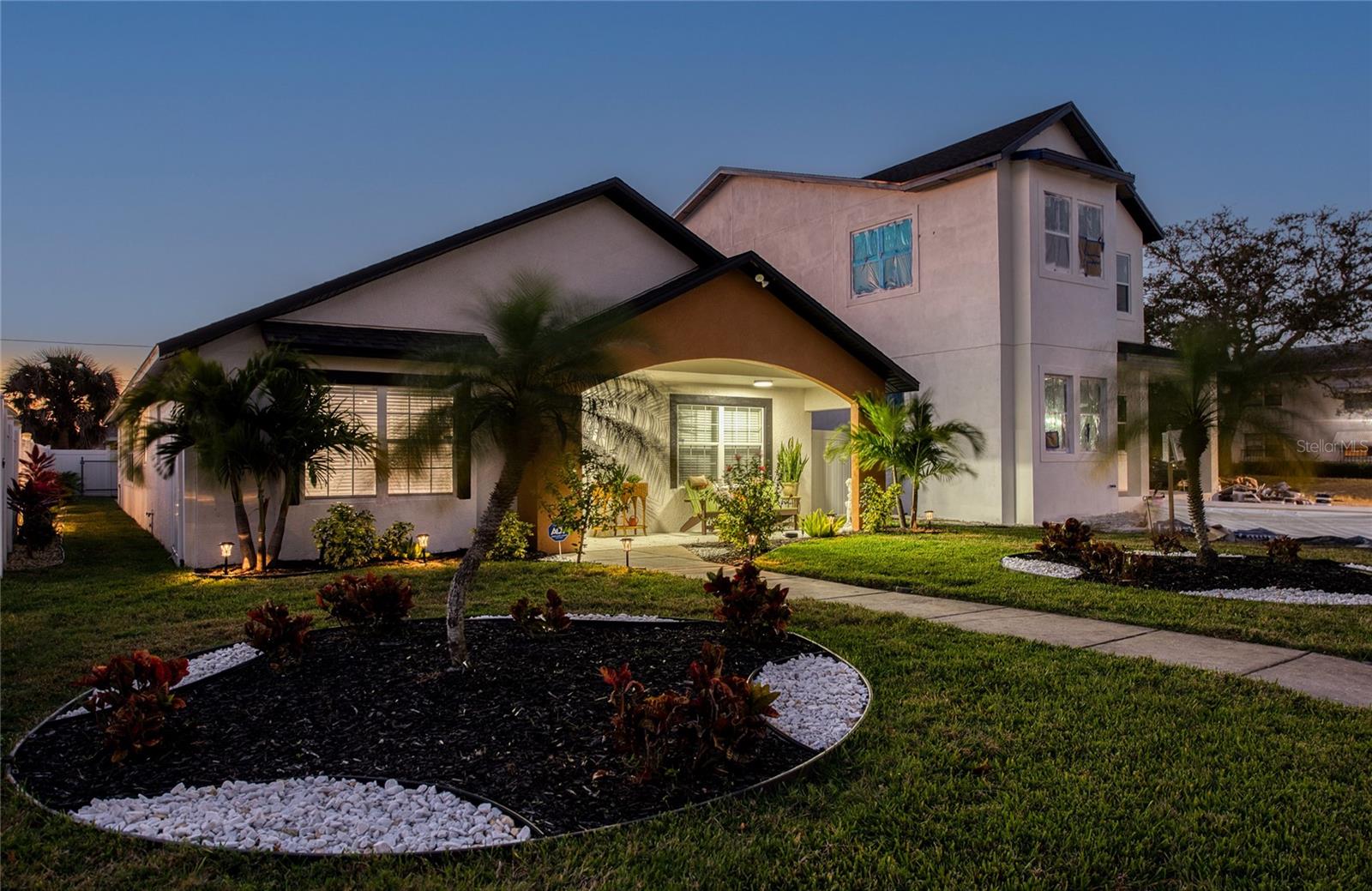 Image 7 of 52 For 625 Folsom Street S