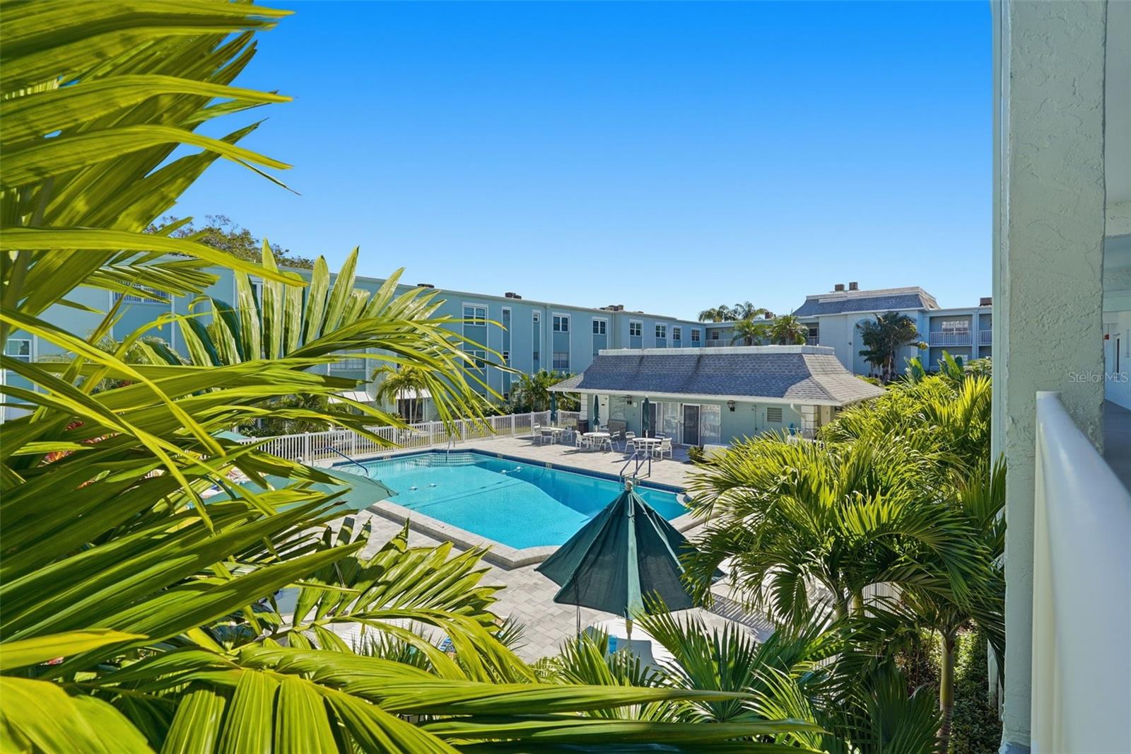 Details for 1706 Belleair Forest Drive 234, BELLEAIR, FL 33756