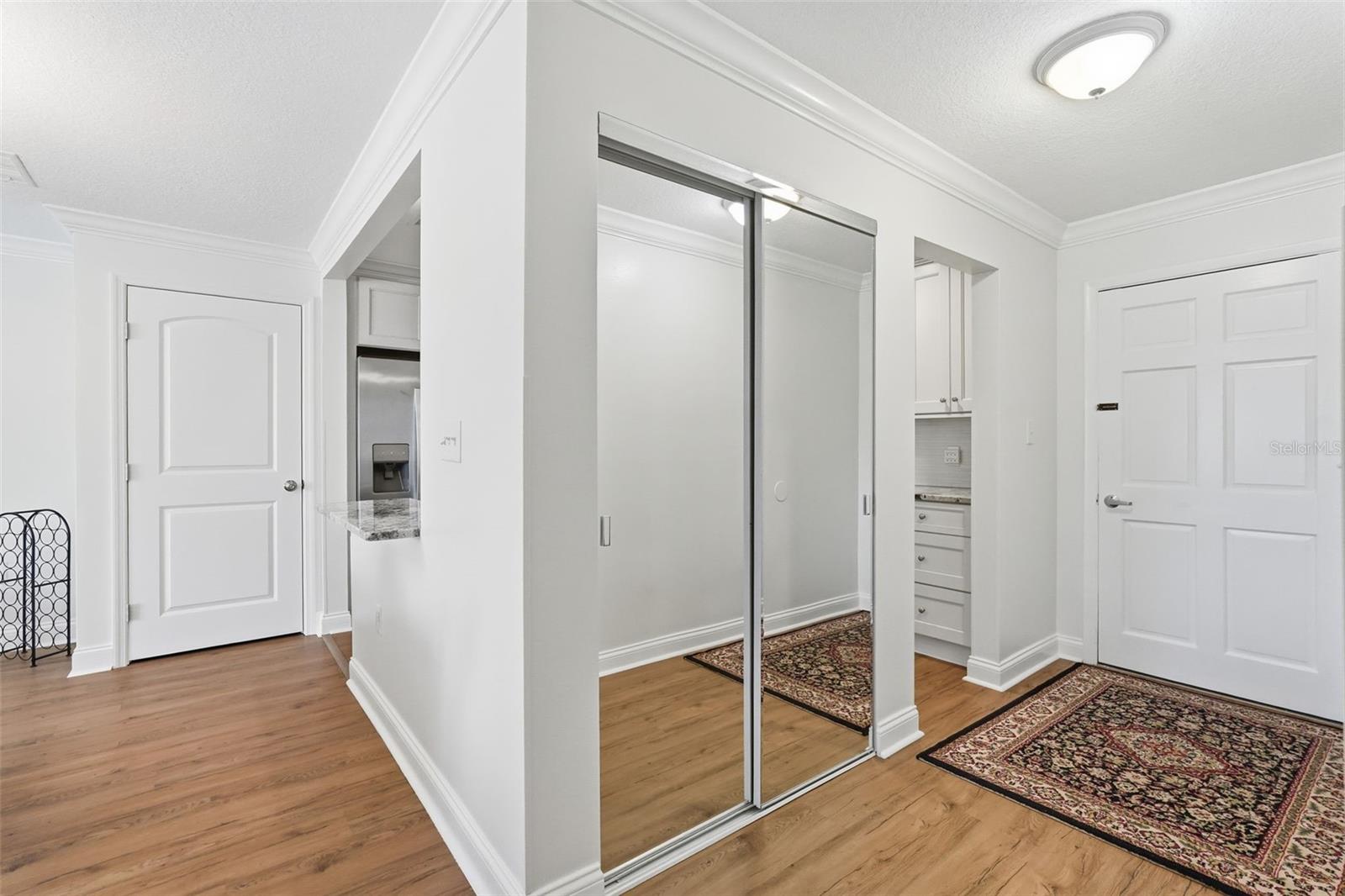 Image 24 of 38 For 1706 Belleair Forest Drive 234